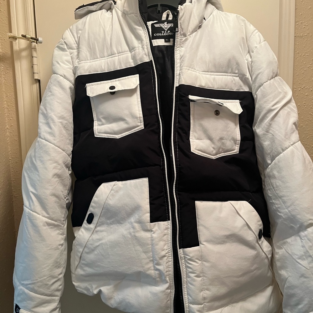 VIP Collection White and Black Bomber Jacket Size XL